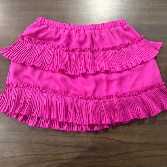 TCEC Fuchsia Ruffled Mini Skirt - Picture 2 of 3